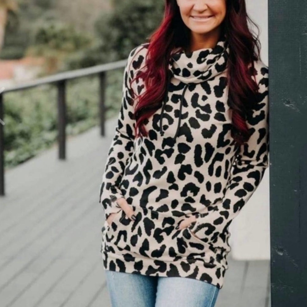 Chelsea Beboer Lily & Lottie Sweatshirt Animal Print Funnel Neck